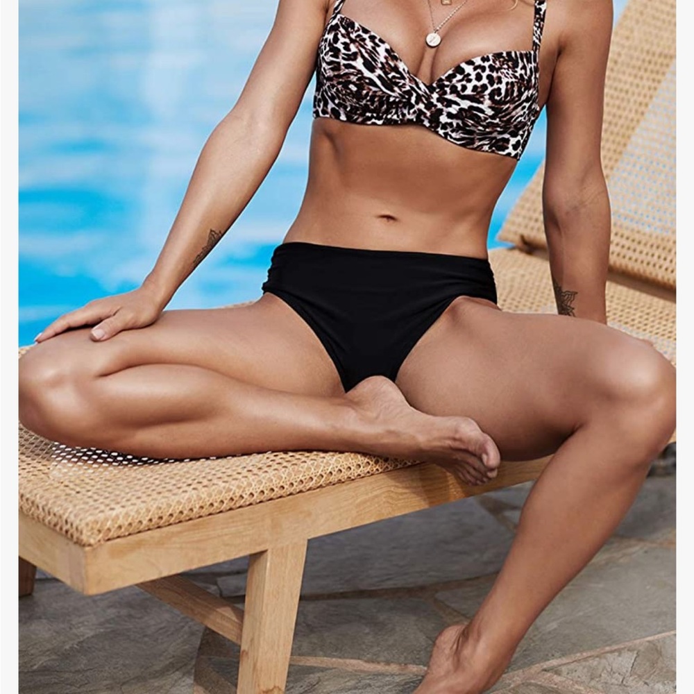 Bikini leopard print
